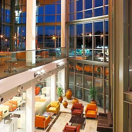 فندق Valcarce Ferrol 4*