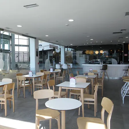Valcarce Ferrol 酒店 4*